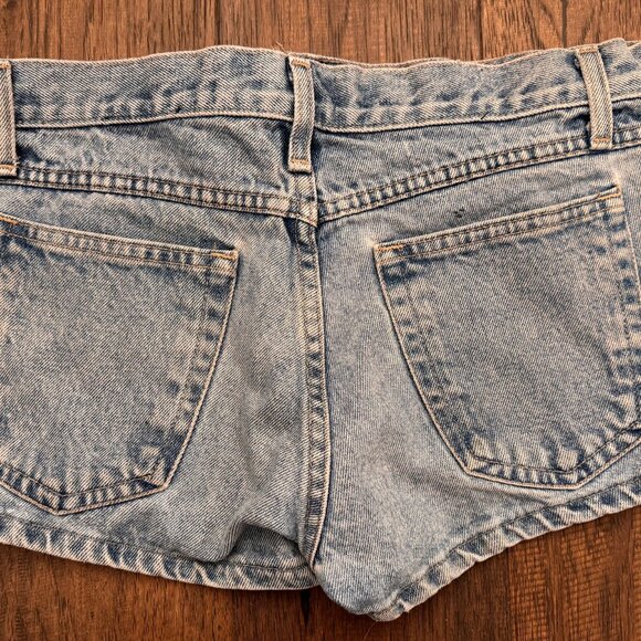 Stone Denim Jean Short-Shorts (Size 0) - Picture 4 of 4